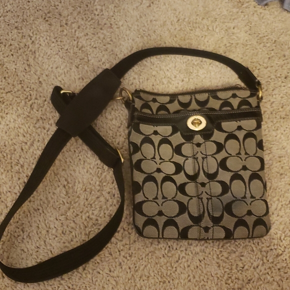 Coach Crossbody - Picture 1 of 2
